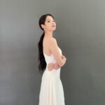 IU Instagram - 11월도 렛쓰기릿 검? 흰?