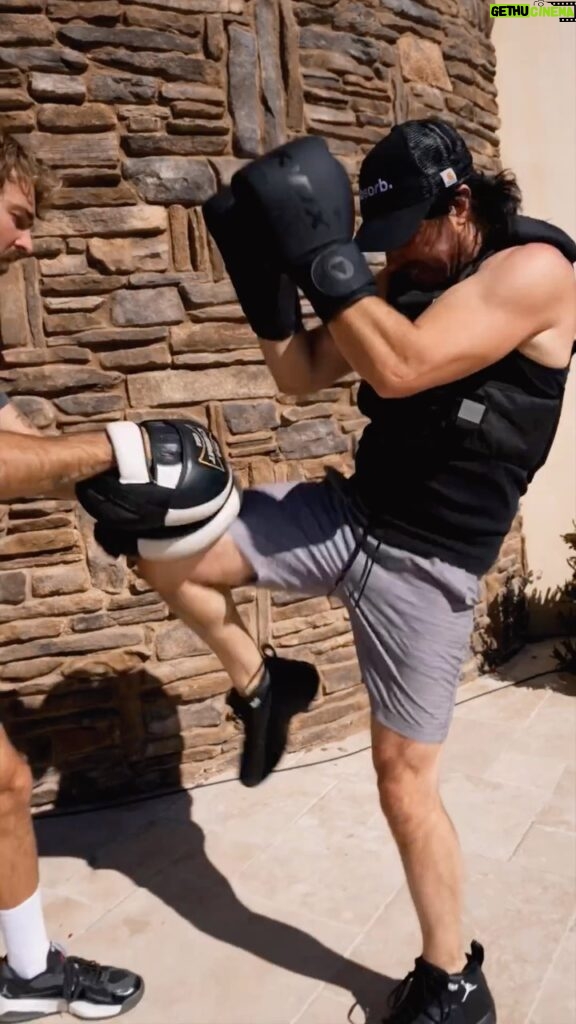 Ian Somerhalder Instagram - Training for my big fight against @paulwesley 🥊 just kidding… But seriously I need to get my ass back in shape- being an entrepreneur is intense. Been on the road non-stop circling 100 flights this year building dreams and businesses, but you’ve gotta be stronger than your excuses… just start. Every journey starts with one step… Nik looked at me last month as my body was starting to breakdown, and reminded me that health IS wealth. In the end that’s all that matters. She setup our cold plunge and this badass training regimen. Thanks for looking out for me honey. Time to get back to my roots ladies and gents ;)