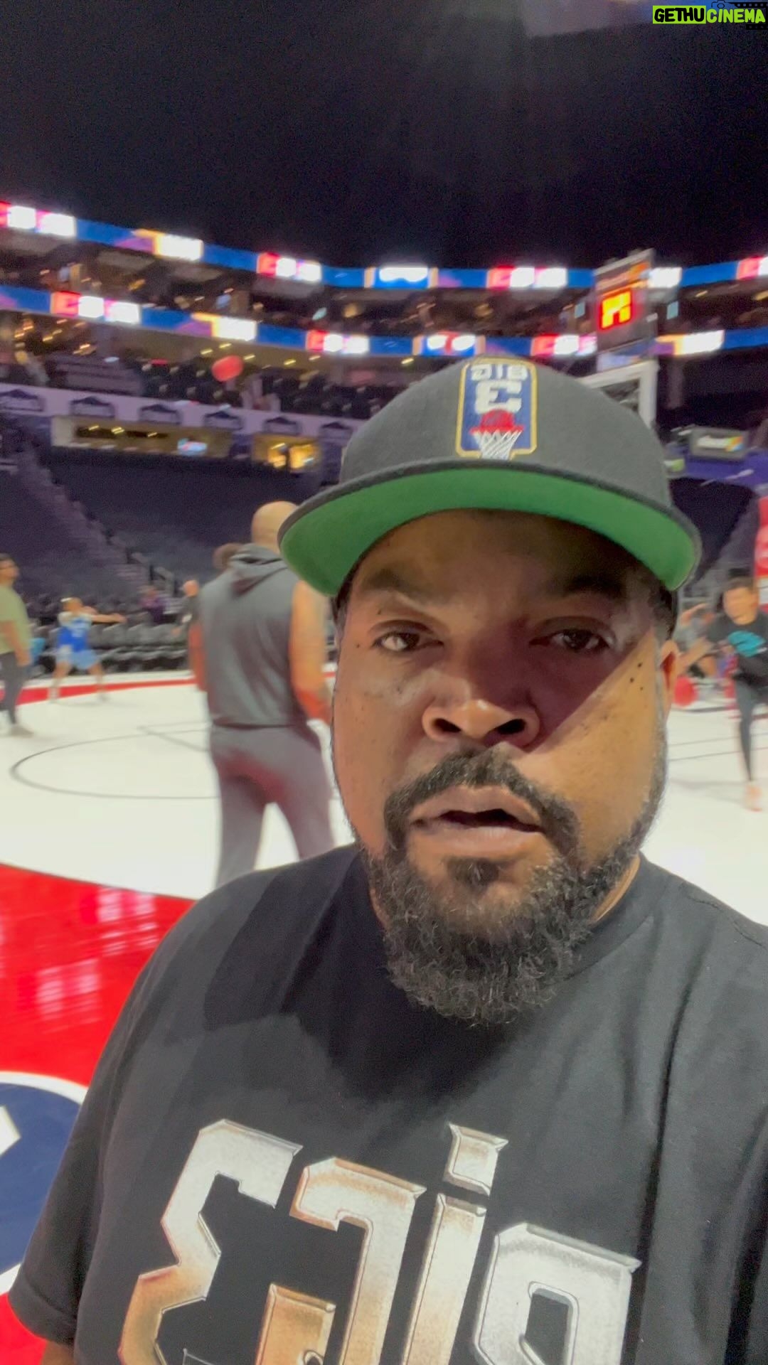 Ice Cube - 87.4K Likes - 1 hour til game time on CBS