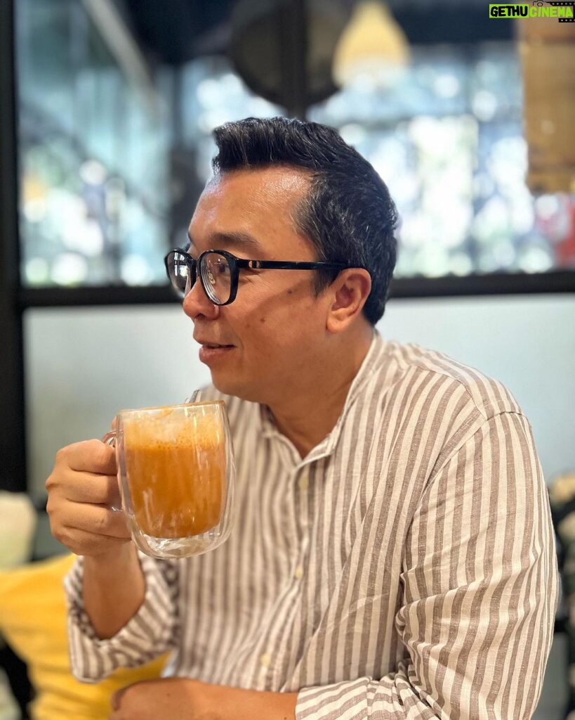 Indra Yudhistira Instagram - Breakfast meeting