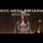 Indra Yudhistira Instagram - Terima kasih untuk seorang “berhati BESAR” (Full speech @andina_julie tonton sampai selesai yah..) Saya mengenal @ivan_gunawan cukup lama, tapi baru kali ini punya kesempatan mengenal lebih dekat. Beberapa bulan terakhir saya intensif diskusi, komunikasi dan kerja bersamanya. @andina_julie benar, Kita beruntung memiliki seorang Ivan Gunawan, sosok yang tidak hanya hebat, passionate dalam setiap karyanya dan punya visi besar tentang beauty pageant dan tahu cara mewujudkannya, tapi yang lebih penting dari itu semua He has a BIG HEART. Dia orang hebat yang punya hati baik. Terima kasih @ivan_gunawan yang sudah percaya kepada saya dan tim untuk bersama-sama mewujudkan mimpinya.