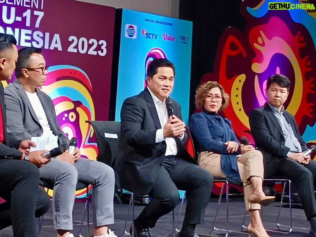 Indra Yudhistira - 328 Likes - SCM ditunjuk sebagai Official Broadcaster FIFA WC U17 2023. Tidak hanya menyiarkan 52 pertandingan, SCM melalui anak perusahaannya VIP, juga ditunjuk sebagai Host Broadcaster, tim pelaksana produksi siaran sepakbola FIFA WC U17 yang hasilnya akan disiarkan keseluruh dunia.