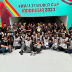 Indra Yudhistira Instagram – From the early hours of the morning to the late hours of the night, our team worked tirelessly to bring you a broadcast that captured the excitement and drama of the tournament FIFA World Cup U17 at Jakarta International Stadium.
Thank you to each and every member of our team for your hard work and dedication. Your efforts made this tournament a success.
#FIFAWCU17 #Indonesia #Jakarta #JIS #Broadcast #Teamwork #emtek #Dedication