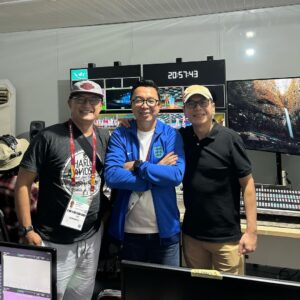Indra Yudhistira Instagram - Sebuah kehormatan bisa kolaborasi lagi dgn salah satu creator hebat Indonesia mas @wishnutama dan kang Johny Rekacitra