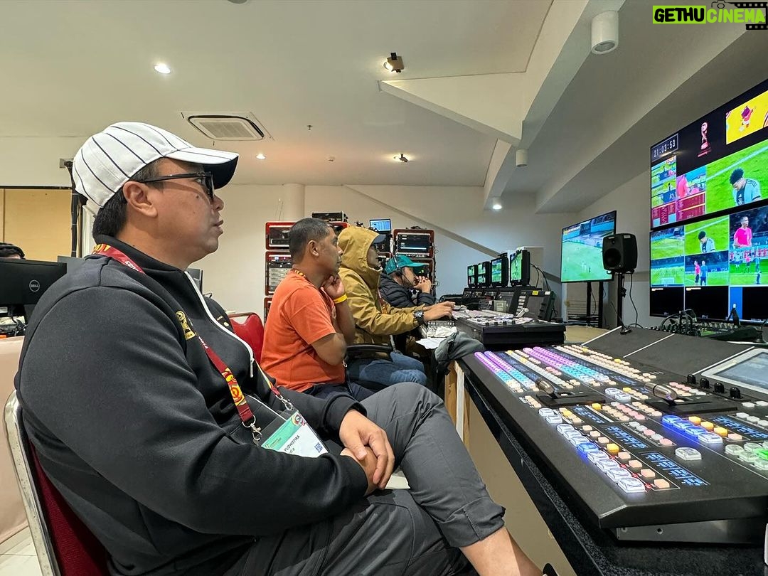 Indra Yudhistira - 184 Likes - Terima kasih tak terhingga untuk kerja keras semua tim yang terlibat. FIFA, Emtek, LOC, HBS & KKB. Tim yang luar biasa. Indonesia bisa.
#fifawcu17indonesia #hostbroadcaster #emtek