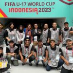 Indra Yudhistira Instagram – From the early hours of the morning to the late hours of the night, our team worked tirelessly to bring you a broadcast that captured the excitement and drama of the tournament FIFA World Cup U17 at Jakarta International Stadium.
Thank you to each and every member of our team for your hard work and dedication. Your efforts made this tournament a success.
#FIFAWCU17 #Indonesia #Jakarta #JIS #Broadcast #Teamwork #emtek #Dedication