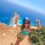 Inna Puhajkova Instagram - Poprvé v Řecku a je to boží 💙💚💙 Exploring Zakynthos mood 💯🇬🇷 #vacation #vacationmode #travelpics #travellover #greece #zakynthos #instatravel #beautifulcolors #beautifulview #beautifulisland Zakynthos Island