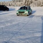 Inna Puhajkova Instagram - Další krásný zážitek s Fabia RS Rally2 🤩💚 Navíc v nádherném prostředí švédské zasněžené krajiny to absolutně nemělo chybu! @skodacr a @skodamotorsport 🫶 #fabiarsrally2 #skoda #skodamotorsport #sweden #4x4winterexperience #presstrip #beautifulweekend #frozenlake #östersund #funtime #grateful Östersund, Jämtland, Sweden