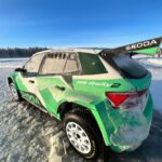 Inna Puhajkova Instagram - Další krásný zážitek s Fabia RS Rally2 🤩💚 Navíc v nádherném prostředí švédské zasněžené krajiny to absolutně nemělo chybu! @skodacr a @skodamotorsport 🫶 #fabiarsrally2 #skoda #skodamotorsport #sweden #4x4winterexperience #presstrip #beautifulweekend #frozenlake #östersund #funtime #grateful Östersund, Jämtland, Sweden