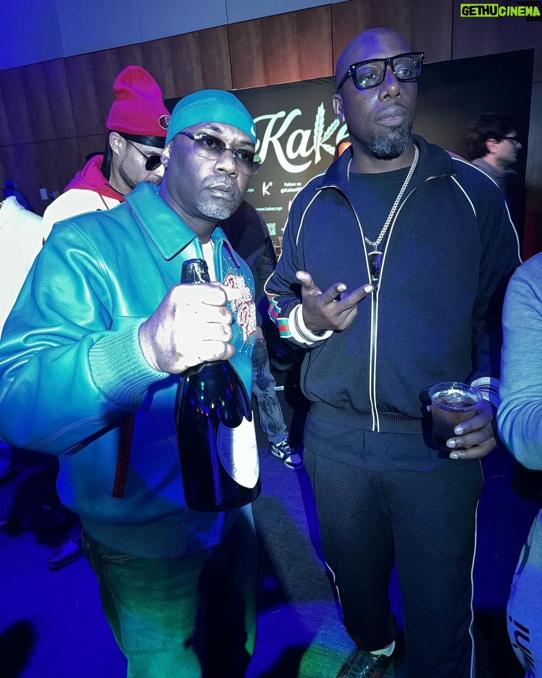 Inspectah Deck Instagram - Celebrating the born day of the legendary @oldirtybastardlegacy S/O Mayor @ericadamsfornyc @shyheim_rugged @goddamnboomer_twt @arimelber @mastakillamusic @grafh The saga continues... #odb #wutang #hiphop