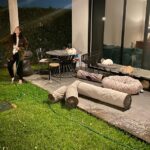 Irene Aldana Instagram - 💚🐱 #garden #home #cats #onlycats #irenealdanaonlycats #aftertraining #mmalife