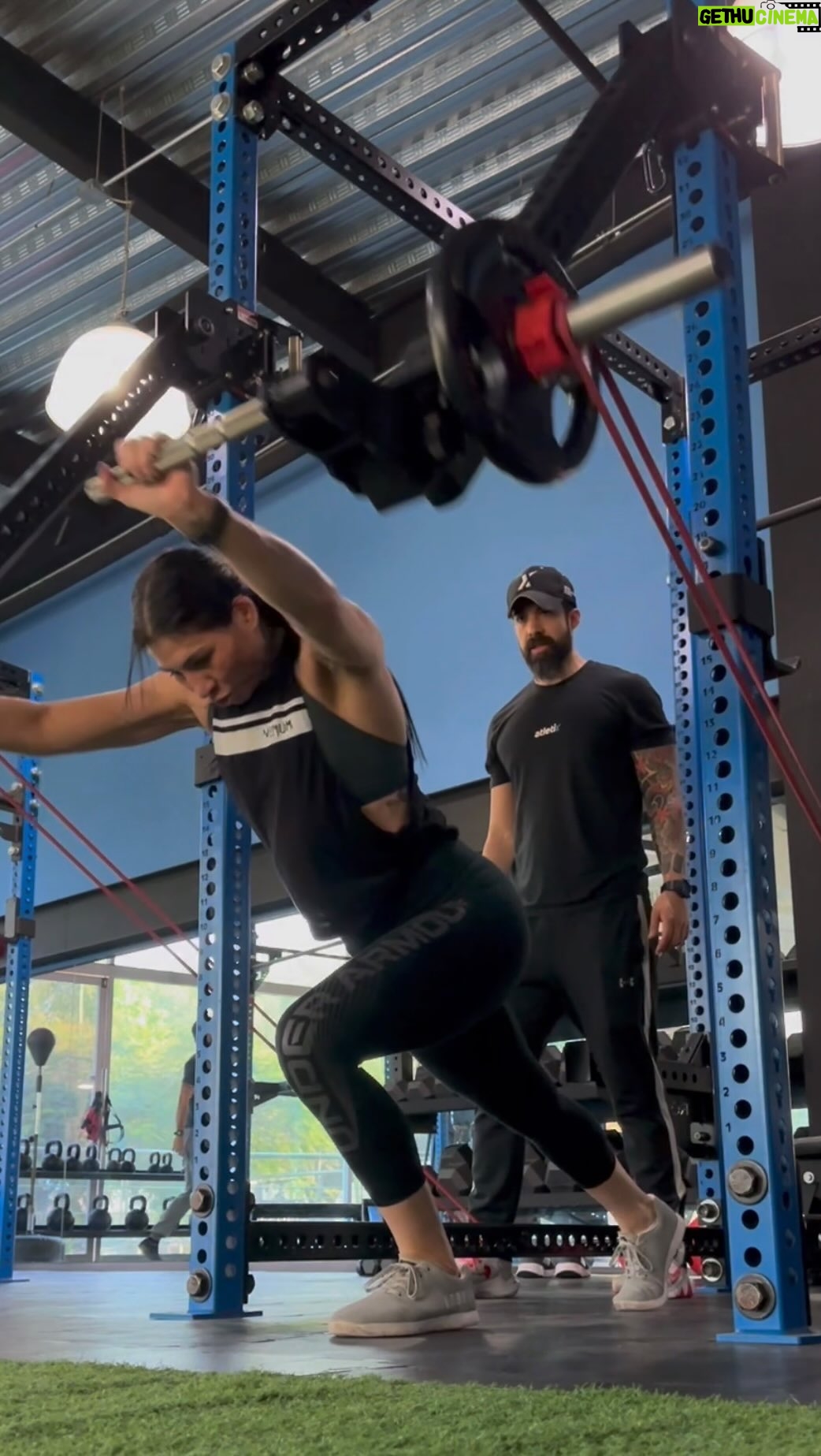 Irene Aldana - 6.2K Likes - 🩸💧
#workout #mma #ufc #ufc269 #venum
🎽 @venumstoremx