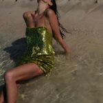 Irina Shayk Instagram - The morning of 2024💚🐉