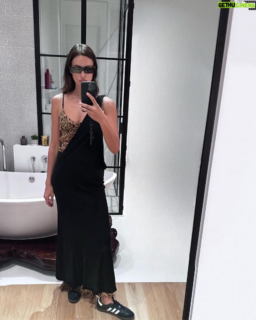 Irina Shayk Instagram - The looksss 👀