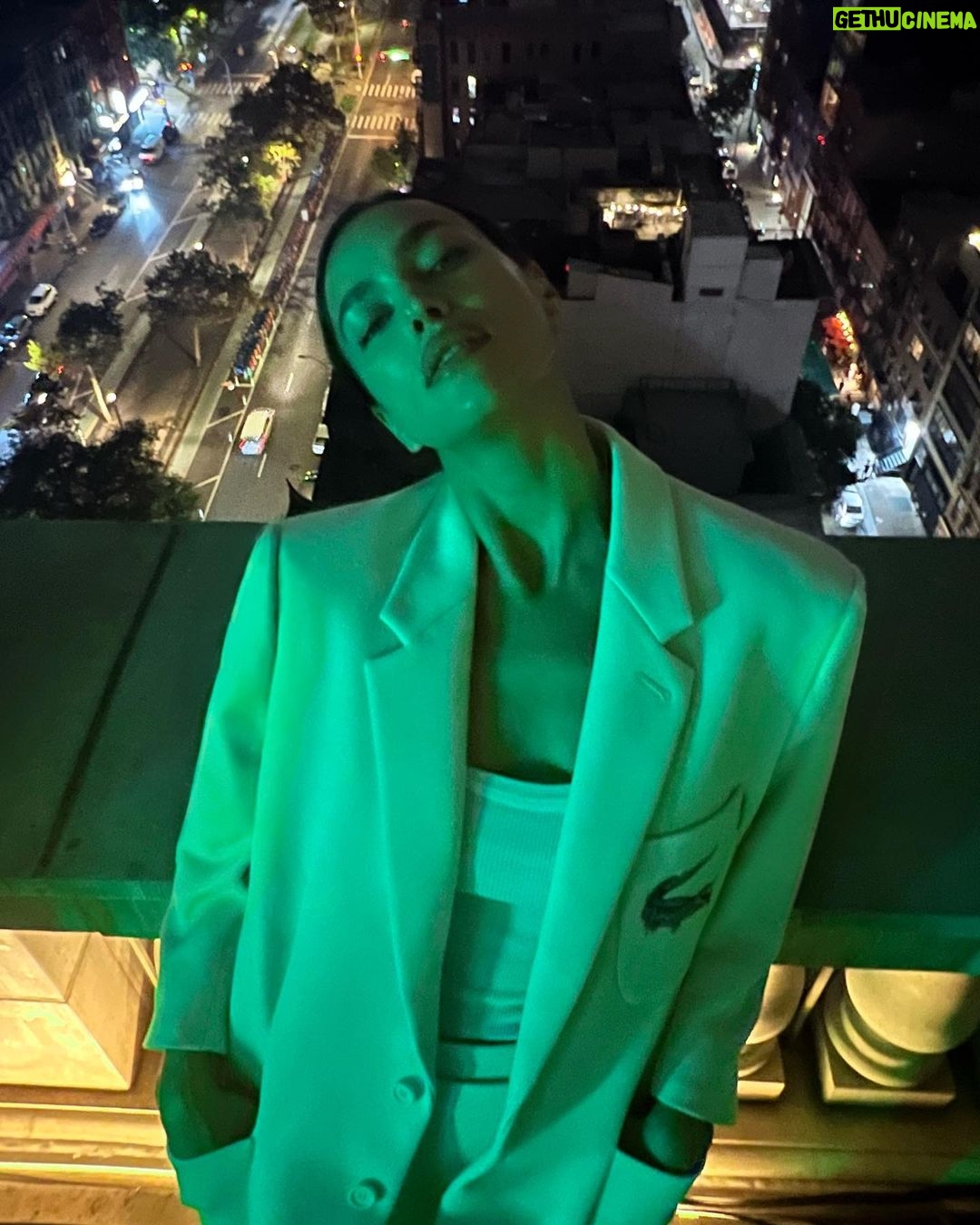 Irina Shayk Instagram - Last nite 🌃@lacoste @pelagia.kolotouros 💚💚