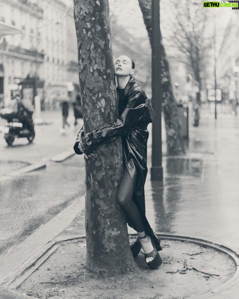 Irina Shayk Instagram - 🖤shoot in paris for @double_magazine @_mariechaix_ @piergiorgio @olarindal