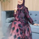 Irish Bella Instagram – 3 Dress cantik muslimah yang bikin nyaman dibawa beraktivitas seharian 😍✨

Aku dapat dressnya dari @arinnahijab_official untuk kualitas gausa diragukan lagi, super premium banget! Kalian pilih yang mana nih? 🥰