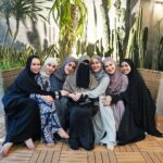 Irish Bella Instagram - Happiness is when your surrounded by positive people ✨ Masya Allah Tabarakallah 🥰