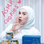 Irish Bella Instagram - Cookies favorit aku dan anak-anak di rumah @jnccookies 🥰 Rasanya enak banget sampe aku bisa habisin satu jar sendiri. Rekomendasi banget buat kalian yang cari cookies buat cemilan di rumah bahkan jadi isi hampers langsung aja pesan di @jnccookies. Tersedia banyak varian yang sudah terjamin rasa dan kualitasnya 🫶🏻