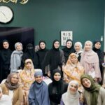 Irish Bella Instagram - A day in my Life kali ini, Masya Allah banget 🥰❤️ Always being surrounded by beautiful hearted people. Always having the chance to learn is a true gift .. Also Happy Birthday untuk kakakku sayang @sally.giovanny , Berkah sisa usianya dan selalu dalam lindungan Allah SWT 🥰🙏🏼 Dan kakaku sayang @kartikaputriworld makasih udah membukakan pintu rumahnya untuk menjadi majelis indah untuk kita berkesempatan belajar dengan Ustadzah Dunia, Love youu fulll 🥰🥰