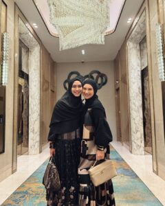 Irish Bella Instagram - Dear kakakku, I haven’t got a chance to say thank you. Thank you for being there for me, menjadi tempat curhatku & selalu menenangkan aku. Terus menjadi wanita yg menginspirasi ka. I am more than grateful for having a sister and a friend like you ❤️