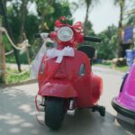Irish Bella Instagram – Alhamdulillah sesuai permintaan Air Rumi mau birthday party di waterpark biar bisa main dan berenang bersama teman-temannya 🩵
Pastinya terima kasih banyak untuk ..
Venue by @tropikana.waterpark & @theparadiso_
Decor by @lepartyquarter
Rent kids Chair by @emily_toysrental
Doorprize by @terekece.hobby @bib.anak