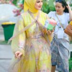 Irish Bella Instagram - Masya Allah Tabarakallah ✨ Yang pada komen salfok sama Dressku, aku spill ya 🤭 Beautifuly Made by kakakku @ayudyahandari @byayudyahandari 🫶🏼 Styled by @aderio ..