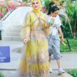 Irish Bella Instagram - Masya Allah Tabarakallah ✨ Yang pada komen salfok sama Dressku, aku spill ya 🤭 Beautifuly Made by kakakku @ayudyahandari @byayudyahandari 🫶🏼 Styled by @aderio ..