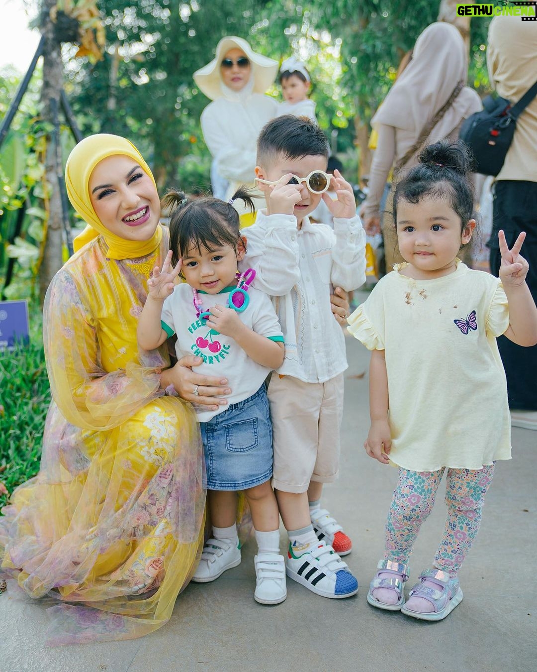 Irish Bella Instagram - Masya Allah Tabarakallah ✨ Thank you untuk seluruh keluarga & teman2 yang udah bela2in dateng jauh2 ke Birthday Party Abang Air. I hope everyone had a great time! ☺️ And many thanks to .. Venue by @tropikana.waterpark & @theparadiso_ Event Organizer by @livina_wedding Decor by @lepartyquarter Catering by @puspitasawargi Photografer by @hargabro Magic show by @sulapakbarkadabra Birthday cake by @sugarhighpatisserie Photobooth by @demooiphotobooth Rent kids Chair by @emily_toysrental Doorprize by @terekece.hobby @bib.anak E-invitation by @kondangankuy.online Usher by @afsheena_usher Entertainment & sound system by @soulbeatmusic Hampers : Premium Towel by @Howelandco Honey sunscreen lotion by @beeme.official Sajadah by @ds.modest Souvenir Wooden by @souvenir.jackjack @jackjackwoodengift Molten Cheesecake by @kibocheese Homemade Cookies @jnccookies Cosmetic & Baby Care @berl_official @babycaresalsabilaofficial F&B : Minerale @leminerale Premium Ice Cream made In bali by @Paletaswey Popcorn by @jollytimeindonesia Ice cream & minuman kekinian by @hooladrinks Air kelapa sehat & anti ribet by @my.cocoloco Chicken Steak Bbq by @Keepshining.id Bakmie Bangka by @bakmiedarwis.homeservice Siomay by @siomaybyriva Sei Sapi by @Papo_Id Pempek by @ieatpempek Sate by @satetaichanbangmaman Nasi Jeruk Telur Dadar by @dadarberaksi Kentang Goreng & Ice Blended Jus by @minigokorea Exclusive dessert & Sweet Corner by @Chocolatefountain88 Arranger by @amra_corp