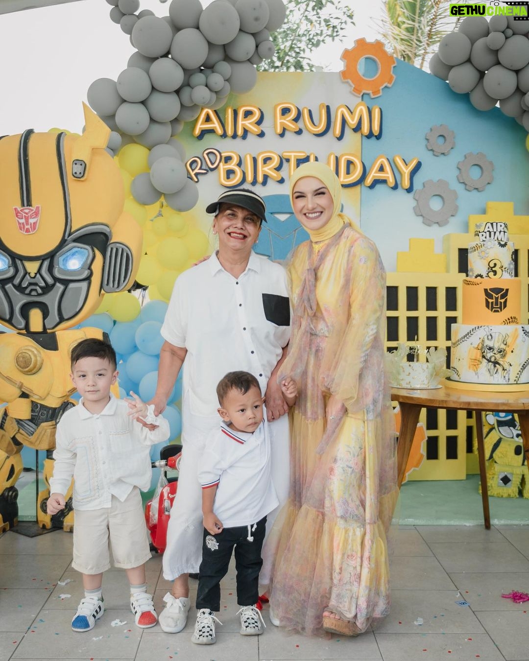 Irish Bella Instagram - Keseruan acara ulang tahun Abang Air, Masya Allah Tabarakallah ✨ Many Thanks to .. Venue by @tropikana.waterpark & @theparadiso_ Event Organizer by @livina_wedding Decor by @lepartyquarter Catering by @puspitasawargi Photografer by @hargabro Magic show by @sulapakbarkadabra Birthday cake by @sugarhighpatisserie Photobooth by @demooiphotobooth Rent kids Chair by @emily_toysrental Doorprize by @terekece.hobby @bib.anak E-invitation by @kondangankuy.online Usher by @afsheena_usher Entertainment & sound system by @soulbeatmusic Hampers : Premium Towel by @Howelandco Honey sunscreen lotion by @beeme.official Sajadah by @ds.modest Souvenir Wooden by @souvenir.jackjack @jackjackwoodengift Molten Cheesecake by @kibocheese Homemade Cookies @jnccookies Cosmetic and Baby Care @berl_official @babycaresalsabilaofficial F&B : Minerale @leminerale Premium Ice Cream made In bali by @Paletaswey Popcorn by @jollytimeindonesia Ice cream & minuman kekinian by @hooladrinks Air kelapa sehat & anti ribet by @my.cocoloco Chicken Steak Bbq by @Keepshining.id Bakmie Bangka by @bakmiedarwis.homeservice Siomay by @siomaybyriva Sei Sapi by @Papo_Id Pempek by @ieatpempek Sate by @satetaichanbangmaman Nasi Jeruk Telur Dadar by @dadarberaksi Kentang Goreng & Ice Blended Jus by @minigokorea Exclusive dessert & Sweet Corner by @Chocolatefountain88 Arranger by @amra_corp