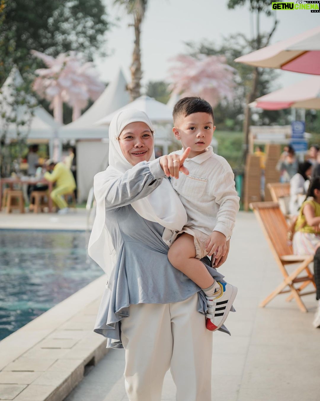 Irish Bella Instagram - Keseruan acara ulang tahun Abang Air, Masya Allah Tabarakallah ✨ Many Thanks to .. Venue by @tropikana.waterpark & @theparadiso_ Event Organizer by @livina_wedding Decor by @lepartyquarter Catering by @puspitasawargi Photografer by @hargabro Magic show by @sulapakbarkadabra Birthday cake by @sugarhighpatisserie Photobooth by @demooiphotobooth Rent kids Chair by @emily_toysrental Doorprize by @terekece.hobby @bib.anak E-invitation by @kondangankuy.online Usher by @afsheena_usher Entertainment & sound system by @soulbeatmusic Hampers : Premium Towel by @Howelandco Honey sunscreen lotion by @beeme.official Sajadah by @ds.modest Souvenir Wooden by @souvenir.jackjack @jackjackwoodengift Molten Cheesecake by @kibocheese Homemade Cookies @jnccookies Cosmetic and Baby Care @berl_official @babycaresalsabilaofficial F&B : Minerale @leminerale Premium Ice Cream made In bali by @Paletaswey Popcorn by @jollytimeindonesia Ice cream & minuman kekinian by @hooladrinks Air kelapa sehat & anti ribet by @my.cocoloco Chicken Steak Bbq by @Keepshining.id Bakmie Bangka by @bakmiedarwis.homeservice Siomay by @siomaybyriva Sei Sapi by @Papo_Id Pempek by @ieatpempek Sate by @satetaichanbangmaman Nasi Jeruk Telur Dadar by @dadarberaksi Kentang Goreng & Ice Blended Jus by @minigokorea Exclusive dessert & Sweet Corner by @Chocolatefountain88 Arranger by @amra_corp