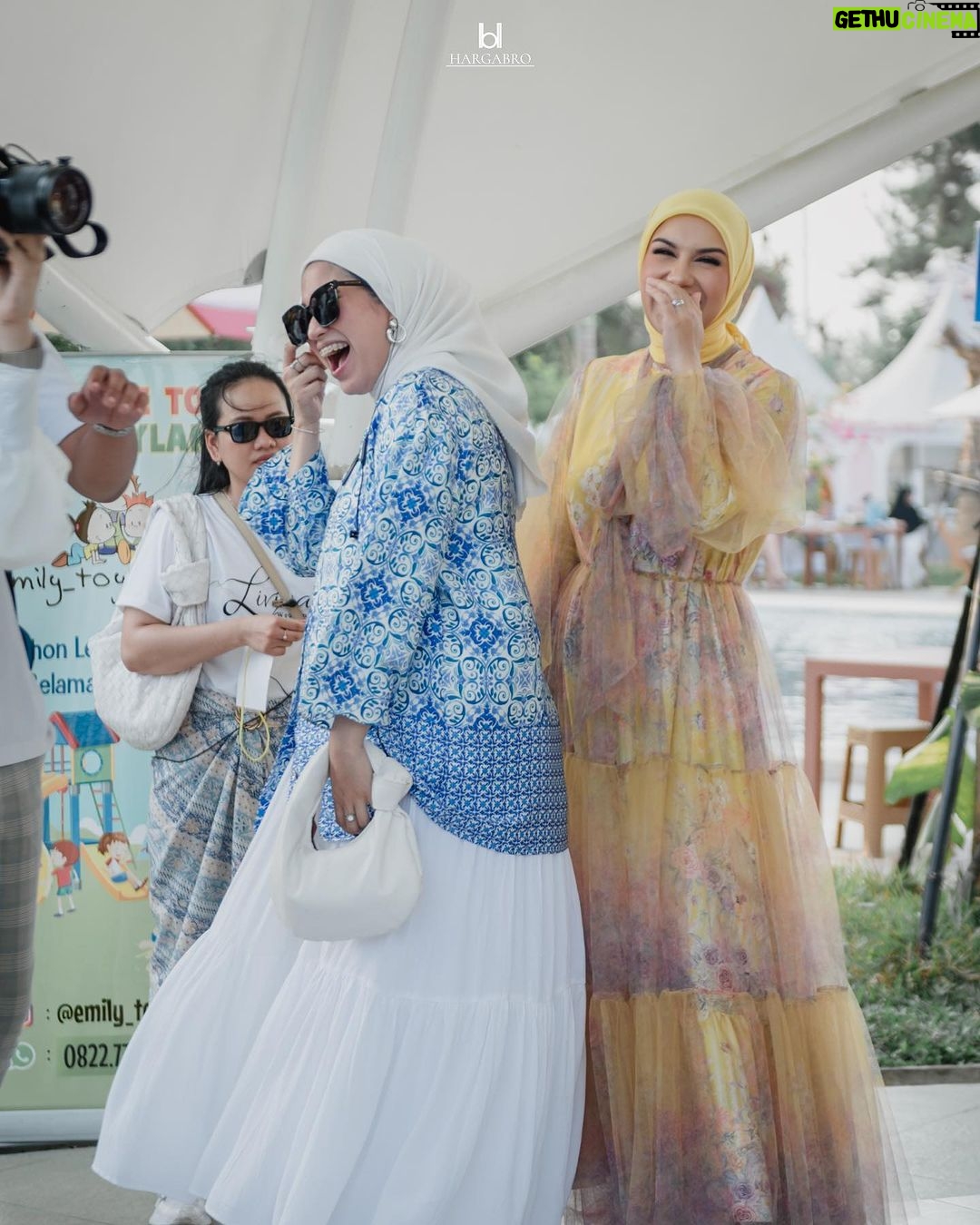 Irish Bella Instagram - Keseruan acara ulang tahun Abang Air, Masya Allah Tabarakallah ✨ Many Thanks to .. Venue by @tropikana.waterpark & @theparadiso_ Event Organizer by @livina_wedding Decor by @lepartyquarter Catering by @puspitasawargi Photografer by @hargabro Magic show by @sulapakbarkadabra Birthday cake by @sugarhighpatisserie Photobooth by @demooiphotobooth Rent kids Chair by @emily_toysrental Doorprize by @terekece.hobby @bib.anak E-invitation by @kondangankuy.online Usher by @afsheena_usher Entertainment & sound system by @soulbeatmusic Hampers : Premium Towel by @Howelandco Honey sunscreen lotion by @beeme.official Sajadah by @ds.modest Souvenir Wooden by @souvenir.jackjack @jackjackwoodengift Molten Cheesecake by @kibocheese Homemade Cookies @jnccookies Cosmetic and Baby Care @berl_official @babycaresalsabilaofficial F&B : Minerale @leminerale Premium Ice Cream made In bali by @Paletaswey Popcorn by @jollytimeindonesia Ice cream & minuman kekinian by @hooladrinks Air kelapa sehat & anti ribet by @my.cocoloco Chicken Steak Bbq by @Keepshining.id Bakmie Bangka by @bakmiedarwis.homeservice Siomay by @siomaybyriva Sei Sapi by @Papo_Id Pempek by @ieatpempek Sate by @satetaichanbangmaman Nasi Jeruk Telur Dadar by @dadarberaksi Kentang Goreng & Ice Blended Jus by @minigokorea Exclusive dessert & Sweet Corner by @Chocolatefountain88 Arranger by @amra_corp