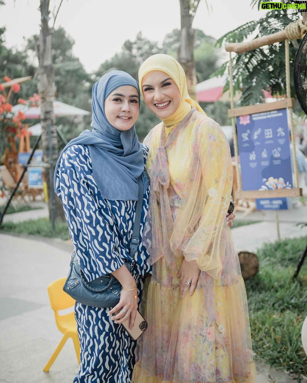 Irish Bella Instagram - Masya Allah Tabarakallah ✨ Thanks to all Family & friends yang udah bela2in dateng jauh ke acara ulang tahun Abang Air 😅 Thank you ya semuaaa, we are all so happy 🥰 Also lots of thanks to.. Venue by @tropikana.waterpark & @theparadiso_ Event Organizer by @livina_wedding Decor by @lepartyquarter Catering by @puspitasawargi Photografer by @hargabro Magic show by @sulapakbarkadabra Birthday cake by @sugarhighpatisserie Photobooth by @demooiphotobooth Rent kids Chair by @emily_toysrental Doorprize by @terekece.hobby @bib.anak E-invitation by @kondangankuy.online Usher by @afsheena_usher Entertainment & sound system by @soulbeatmusic Hampers : Premium Towel by @Howelandco Honey sunscreen lotion by @beeme.official Sajadah by @ds.modest Souvenir Wooden by @souvenir.jackjack @jackjackwoodengift Molten Cheesecake by @kibocheese Homemade Cookies @jnccookies Cosmetics and Baby Care @Berl_official @babycaresalsabilaofficial F&B : Minerale @leminerale Premium Ice Cream made In bali by @Paletaswey Popcorn by @jollytimeindonesia Ice cream & minuman kekinian by @hooladrinks Air kelapa sehat & anti ribet by @my.cocoloco Chicken Steak Bbq by @Keepshining.id Bakmie Bangka by @bakmiedarwis.homeservice Siomay by @siomaybyriva Sei Sapi by @Papo_Id Pempek by @ieatpempek Sate by @satetaichanbangmaman Nasi Jeruk Telur Dadar by @dadarberaksi Kentang Goreng & Ice Blended Jus by @minigokorea Exclusive dessert & Sweet Corner by @Chocolatefountain88 Arranger by @amra_corp