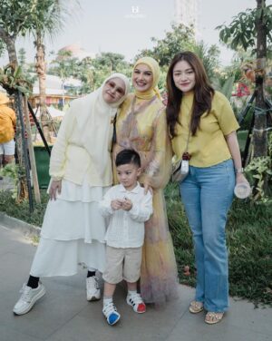 Irish Bella Instagram - Masya Allah Tabarakallah ✨
Thanks to all Family & friends yang udah bela2in dateng jauh ke acara ulang tahun Abang Air 😅 
Thank you ya semuaaa, we are all so happy 🥰

Also lots of thanks to..

Venue by @tropikana.waterpark & @theparadiso_ 
Event Organizer by @livina_wedding
Decor by @lepartyquarter 
Catering by @puspitasawargi
Photografer by @hargabro
Magic show by @sulapakbarkadabra
Birthday cake by @sugarhighpatisserie
Photobooth by @demooiphotobooth 
Rent kids Chair by @emily_toysrental
Doorprize by @terekece.hobby @bib.anak
E-invitation by @kondangankuy.online 
Usher by @afsheena_usher
Entertainment & sound system by @soulbeatmusic

Hampers :
Premium Towel by @Howelandco
Honey sunscreen lotion by @beeme.official
Sajadah by @ds.modest
Souvenir Wooden by @souvenir.jackjack @jackjackwoodengift
Molten Cheesecake by @kibocheese
Homemade Cookies @jnccookies
Cosmetics and Baby Care @Berl_official @babycaresalsabilaofficial

F&B : 
Minerale @leminerale
Premium Ice Cream made In bali by @Paletaswey
Popcorn by @jollytimeindonesia
Ice cream & minuman kekinian by @hooladrinks
Air kelapa sehat & anti ribet by @my.cocoloco
Chicken Steak Bbq by @Keepshining.id 
Bakmie Bangka by @bakmiedarwis.homeservice 
Siomay by @siomaybyriva 
Sei Sapi by @Papo_Id 
Pempek by @ieatpempek
Sate by @satetaichanbangmaman
Nasi Jeruk Telur Dadar by @dadarberaksi
Kentang Goreng & Ice Blended Jus by @minigokorea
Exclusive dessert & Sweet Corner by @Chocolatefountain88

Arranger by @amra_corp