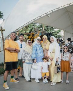 Irish Bella Instagram - Masya Allah Tabarakallah ✨ Thanks to all Family & friends yang udah bela2in dateng jauh ke acara ulang tahun Abang Air 😅 Thank you ya semuaaa, we are all so happy 🥰 Also lots of thanks to.. Venue by @tropikana.waterpark & @theparadiso_ Event Organizer by @livina_wedding Decor by @lepartyquarter Catering by @puspitasawargi Photografer by @hargabro Magic show by @sulapakbarkadabra Birthday cake by @sugarhighpatisserie Photobooth by @demooiphotobooth Rent kids Chair by @emily_toysrental Doorprize by @terekece.hobby @bib.anak E-invitation by @kondangankuy.online Usher by @afsheena_usher Entertainment & sound system by @soulbeatmusic Hampers : Premium Towel by @Howelandco Honey sunscreen lotion by @beeme.official Sajadah by @ds.modest Souvenir Wooden by @souvenir.jackjack @jackjackwoodengift Molten Cheesecake by @kibocheese Homemade Cookies @jnccookies Cosmetics and Baby Care @Berl_official @babycaresalsabilaofficial F&B : Minerale @leminerale Premium Ice Cream made In bali by @Paletaswey Popcorn by @jollytimeindonesia Ice cream & minuman kekinian by @hooladrinks Air kelapa sehat & anti ribet by @my.cocoloco Chicken Steak Bbq by @Keepshining.id Bakmie Bangka by @bakmiedarwis.homeservice Siomay by @siomaybyriva Sei Sapi by @Papo_Id Pempek by @ieatpempek Sate by @satetaichanbangmaman Nasi Jeruk Telur Dadar by @dadarberaksi Kentang Goreng & Ice Blended Jus by @minigokorea Exclusive dessert & Sweet Corner by @Chocolatefountain88 Arranger by @amra_corp
