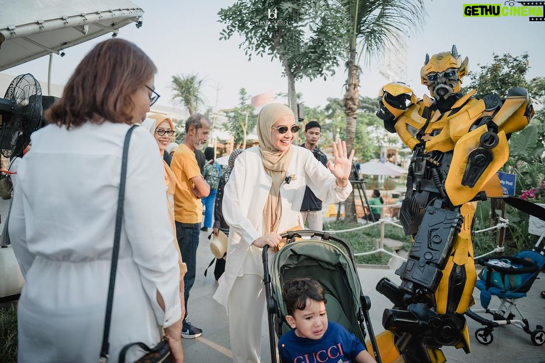 Irish Bella Instagram - Alhamdulillah β¨ Bersyukur banget atas kelancaran acara kemarin. Abang Air Happy banget bisa bertemu & bermain dengan teman2 semua, semoga acaranya berkesan dan penuh keberkahan, Amiin π₯°ππΌ Dan pastinya mau ngucapin banyak terima kasih kepada.. Venue by @tropikana.waterpark & @theparadiso_ Event Organizer by @livina_wedding Decor by @lepartyquarter Catering by @puspitasawargi Photografer by @hargabro Magic show by @sulapakbarkadabra Birthday cake by @sugarhighpatisserie Photobooth by @demooiphotobooth Rent kids Chair by @emily_toysrental Doorprize by @terekece.hobby @bib.anak E-invitation by @kondangankuy.online Usher by @afsheena_usher Entertainment & sound system by @soulbeatmusic Hampers : Premium Towel by @Howelandco Honey sunscreen lotion by @beeme.official Sajadah by @ds.modest Souvenir Wooden by @souvenir.jackjack @jackjackwoodengift Molten Cheesecake by @kibocheese Homemade Cookies @jnccookies Cosmetics and Baby Care @Berl_official @babycaresalsabilaofficial F&B : Minerale @leminerale Premium Ice Cream made In bali by @Paletaswey Popcorn by @jollytimeindonesia Ice cream & minuman kekinian by @hooladrinks Air kelapa sehat & anti ribet by @my.cocoloco Chicken Steak Bbq by @Keepshining.id Bakmie Bangka by @bakmiedarwis.homeservice Siomay by @siomaybyriva Sei Sapi by @Papo_Id Pempek by @ieatpempek Sate by @satetaichanbangmaman Nasi Jeruk Telur Dadar by @dadarberaksi Kentang Goreng & Ice Blended Jus by @minigokorea Exclusive dessert & Sweet Corner by @Chocolatefountain88 Arranger by @amra_corp
