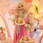 Irish Bella Instagram - Tumpeng udah jadi menu wajib yang harus ada di acara syukuran. Di acara syukuran satu tahun Amala, aku pesan tumpeng dari @tumpengmini karena rasanya enak, menunya lengkap, packagingnya cantik yang paling penting kualitas dan kebersihannya terjamin ya 🥰🫶🏼