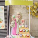 Irish Bella Instagram - Alhamdulillah, sederhana dan bermakna dalam acara syukuran satu tahun Amala. Semoga Amala menjadi anak perempuan yang soleha dan berbakti ke orang tua. Terima kasih untuk keluarga, teman-teman yang sudah datang dengan doa-doa dan harapan baik untuk Amala. Terima kasih juga untuk semua vendor yang sudah memberikan dukungan 🤍 Thanks too : Dekorasi : @thedesserttable.id Hampers : @mydreamgoodies Mochi : @pipikupenuh Ice cream : @paletaswey Bakso : @baksokokogepeng Tumpeng : @tumpengmini Teppanyaki : @Teppanlah Puding : @bukopandanbuna Cake : @lafarinepatisserie Snack Hampers : @mammadis_kitchen Dessert : @halla_kitchen