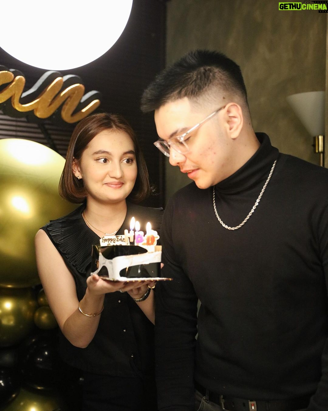 Irish Bella Instagram - Happy Birthday lil bro, Love you to the moon and back ❤️ Can’t get over last night, amazing people, unbelievable steak and great place! Thanks for having us @sir.loin.jkt ✨ Thank you for the Lovely Decor @thedesserttable.id SIR LOIN