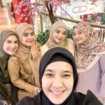 Irish Bella Instagram - Masya Allah Tabarakallah✨ Semoga segala niat baik Allah mudahkan ..☺️