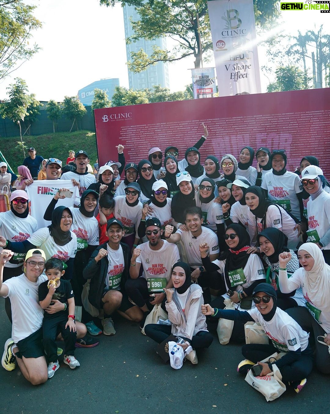 Irish Bella Instagram - Too much Fun !!! 🥳 @runforhumanityofficial