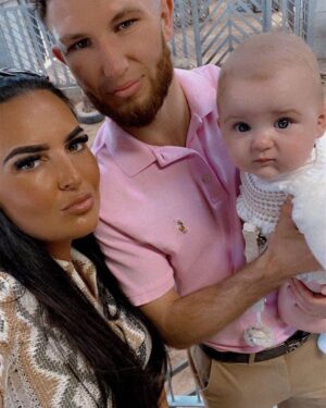Isaac Lowe Instagram - Like to wish best wife and mam in the world 🌎 u do everything for me and my boy ❤️ we love u very much hope us good day 🌎❤️ 
From me and isaacjames love u 🥰 millions @margaret.thompson.x