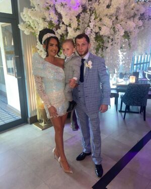 Isaac Lowe Instagram - Like to wish best wife and mam in the world 🌎 u do everything for me and my boy ❤️ we love u very much hope us good day 🌎❤️ 
From me and isaacjames love u 🥰 millions @margaret.thompson.x