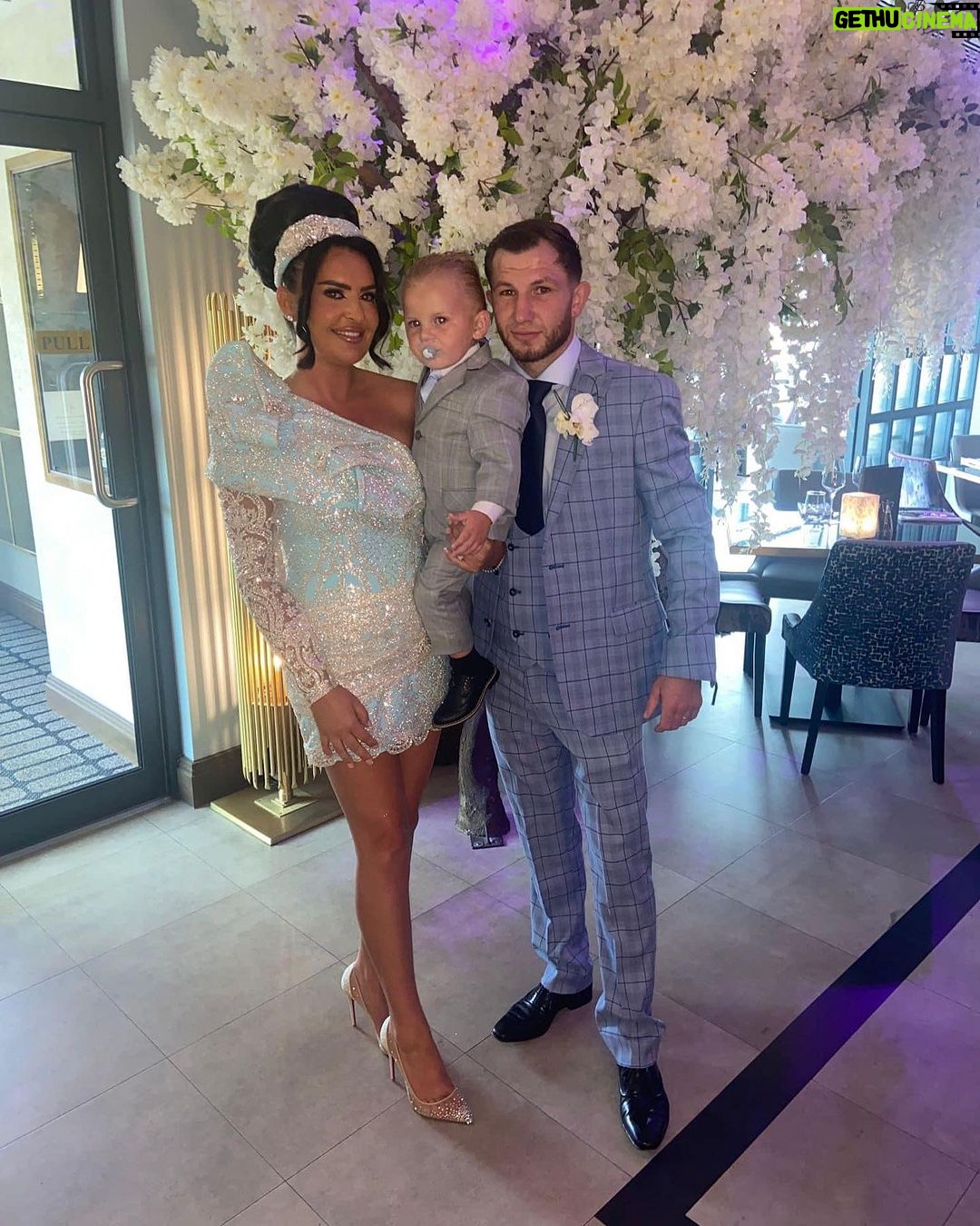 Isaac Lowe - 371 Likes - Like to wish best wife and mam in the world 🌎 u do everything for me and my boy ❤️ we love u very much hope us good day 🌎❤️
From me and isaacjames love u 🥰 millions @margaret.thompson.x