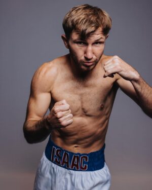 Isaac Lowe Instagram - #fightday AS COME 🥊 
After 7 months out we are back 👊👌

I am I live on Wasserman boxing 🥊 
YouTube channel  FIGHT is 7PM 🕖 

#teamlowe  #backtobusiness  #letsgo 

@wassermanboxing 
@sauerlandbros.