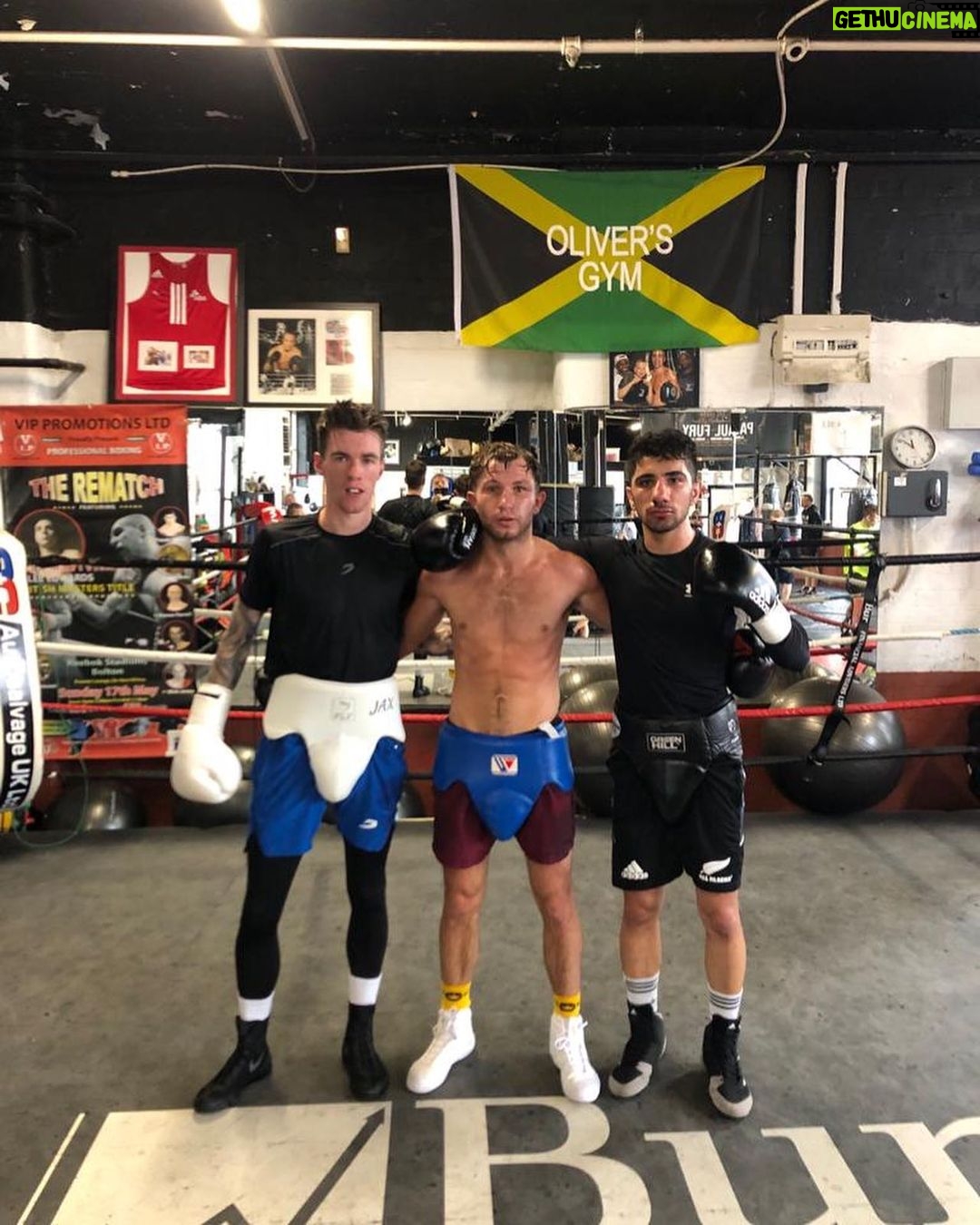Isaac Lowe Instagram - Last spar of camp done ✅ We are ready to go 👊👊 Edinburgh here we come @wassermanboxing #teamlowe #roadbacktothetop @havenfort_homes @baydrinksgroup S. Nicholson &d on @goldstar.promotions @wassermanboxing @sauerlandbros @tysonfury @lundgroupltd @andyboothy @jamesmcmillan78 @stonehands11 @mjcatterall