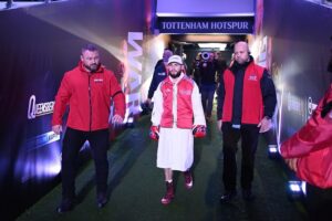 Isaac Lowe Instagram - Looking forward to doing a ring Walk again  back in there fight announcement soon 🔜 #teamlowe  #big2023  #busyyear  getting my belts back 🔝🔜💥👊👊 #news soon 👀