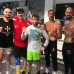 Isaac Lowe Instagram - Great 1st week in camp done with the team great fuck up 🆙 Friday session 20 rounds done ✅ #happypaddysday No Guinness this year #teamlowe a big #2023 awaits us 🍀🔝👌 @tysonfury @kronksugarhill @jimmyjamesharrington @burton_hosea @romanfury_ @cousins.brad Morecambe
