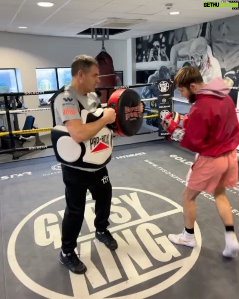 Isaac Lowe - 470 Likes - #7days to go #camp is done ✅
Time to go to work 🥊
@wassermanboxing
@sauerlandbros
