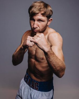 Isaac Lowe Instagram - 🚨🚨 sponsor opportune available 🚨🚨 

My next fight on DEC 1 

Live on  Channel 5 @channel5sport 

For more information  about package deal please get in contact with @spencerbrownmrgoldstar  @goldstar.promotions 
this is a massive  fight for me  and over support we will mean everything to me and tickets information tickets go on sale Wednesday I will be getting some tickets available please support or means absolutely everything to me. Let’s make some noise and start Christmas 🎅 with a bang ❗️